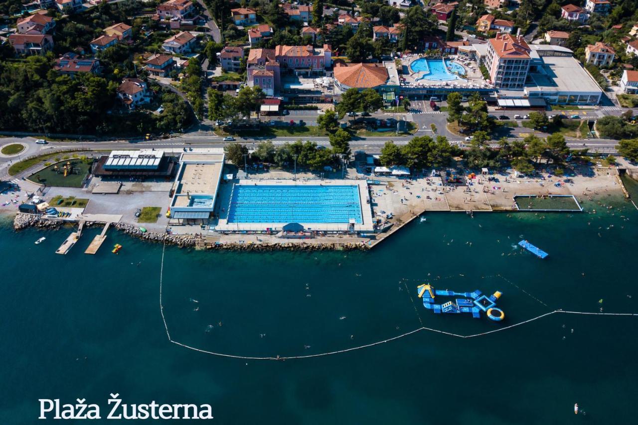 Apartma Zusterna Za Bazenom Koper Ngoại thất bức ảnh